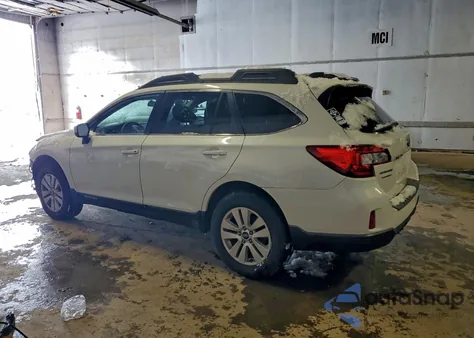 2017 Subaru Outback 2.5I Premium z USA, uszkodzony, nr VIN 4S4BSACC5H3214969